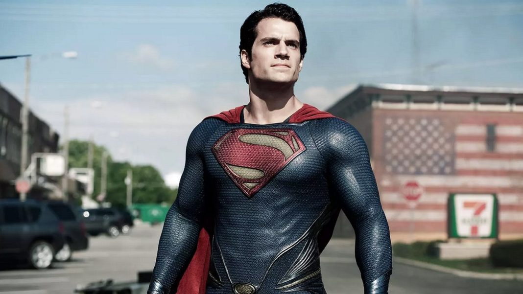 Henry Cavill annonce son retour en tant que Superman