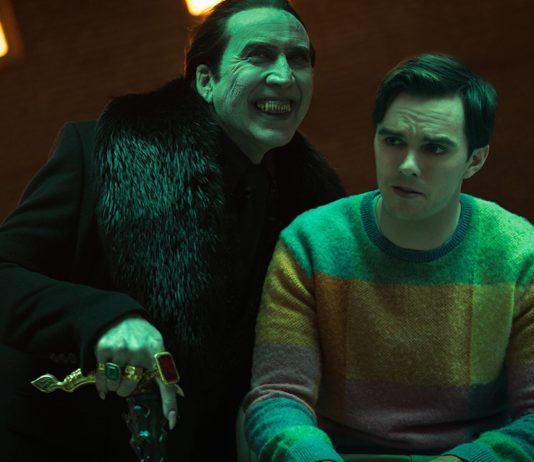 Renfield: le film de Dracula avec Nicolas Cage dévoile une bande-annonce
