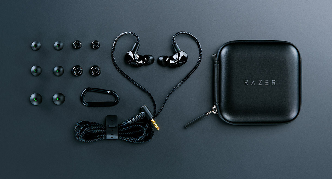 Les Razer Moray viennent avec quelques accessoires sympas