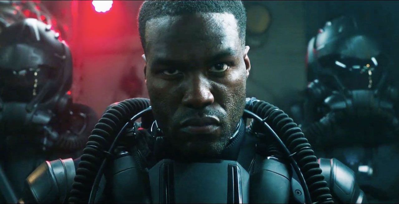 Yahya Abdul-Mateen II déguisé en Black manta pour le film Aquaman de 2018.