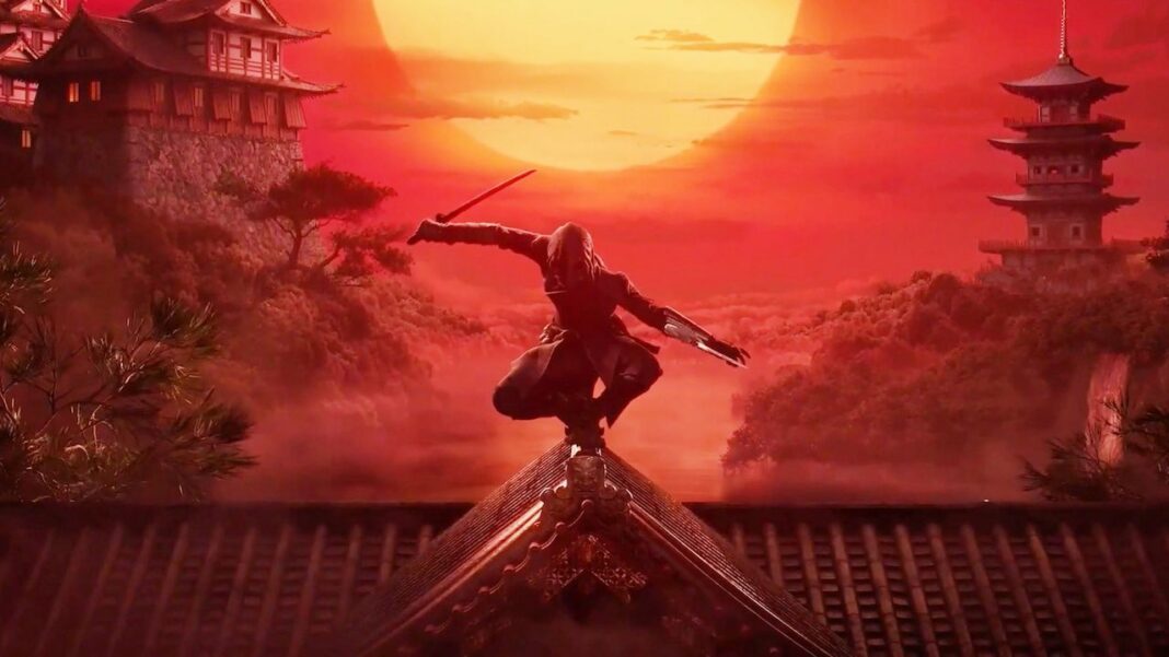Protagoniste du jeu Assassin's Creed Red devant un lever de soleil au Japon féodal.