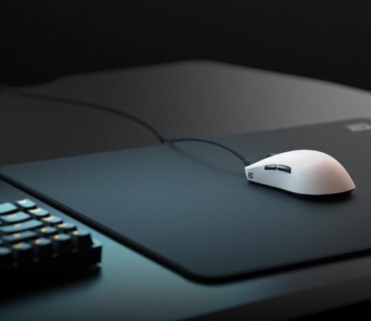 TEST – Souris gaming Endgame Gear OP1 8K Souris gaming Endgame Gear OP1 8K en blanc