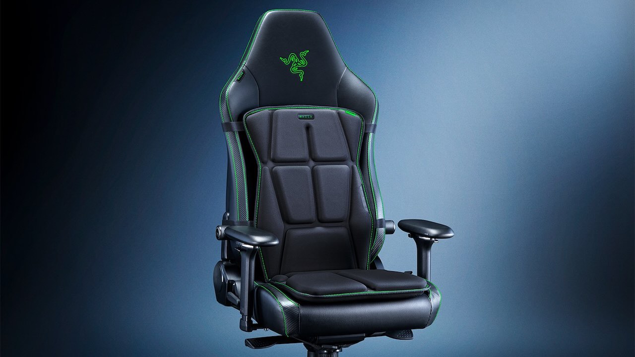 Le coussin haptique HD Razer Freyja installé sur la chaise gaming Razer Iskur V2