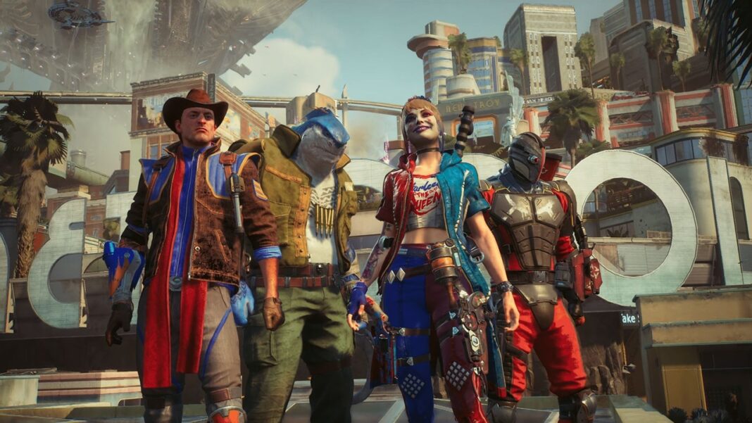 Personnages principaux du jeu Suicide Squad: Kill the Justice League en tenue de combat, devant un décor urbain futuriste