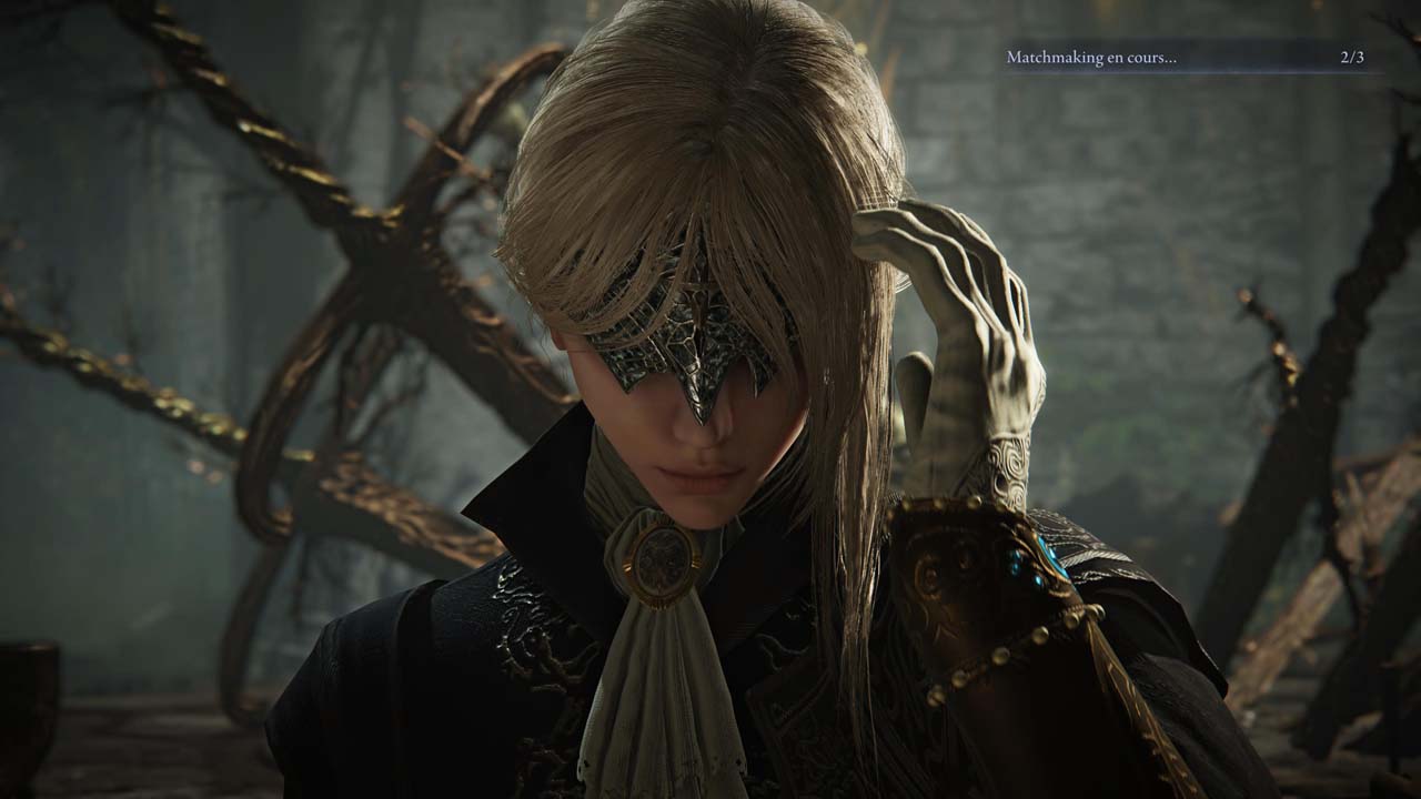 Écran de sélection de personnage dans Nightreign avec capacités et matchmaking en cours