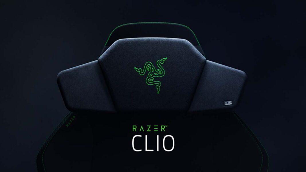 Coussin audio Razer Clio fixé à une chaise gaming compatible, avec logo THX visible