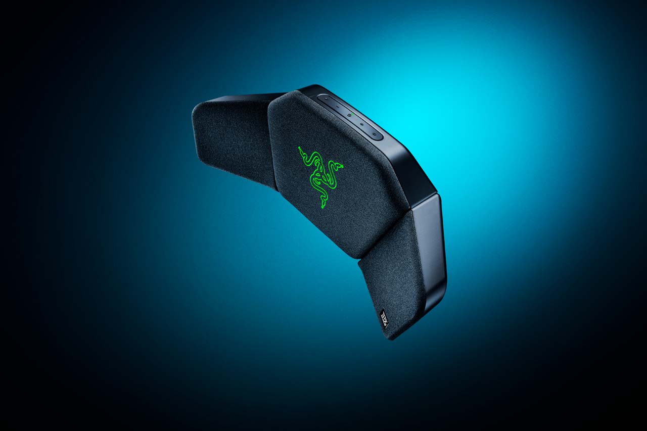 Vue latérale du Razer Clio montrant les commandes et la finition en mousse à mémoire de forme