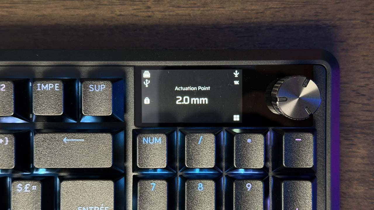 L'écran LCD permet un ajustement à la volée du point d'activation des switchs.