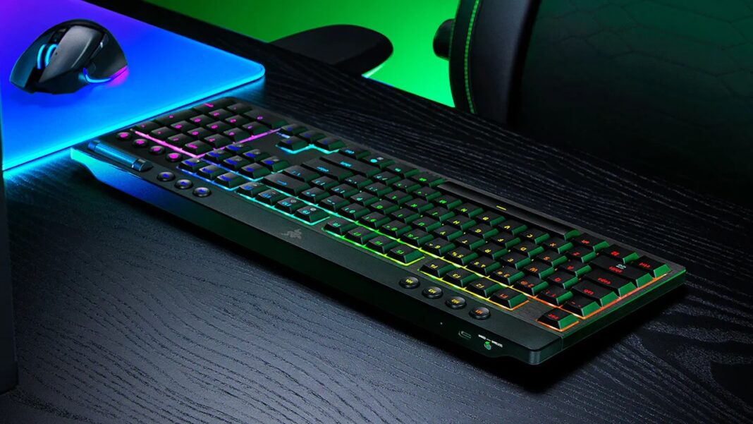 Image promotionnelle du Razer BlackWidow V4 Low-Profile HyperSpeed
