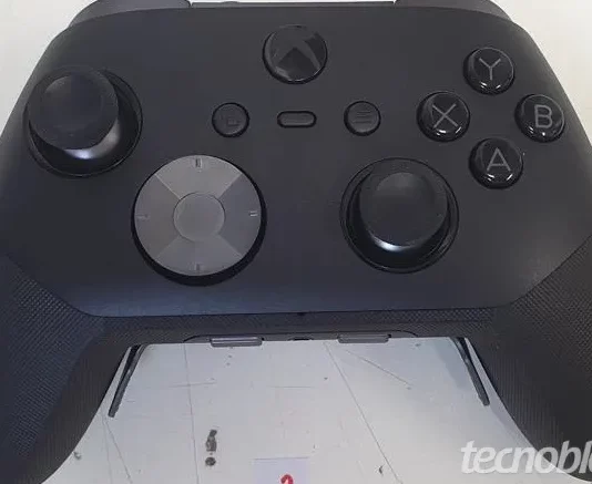 Xbox Elite Series 3 : la nouvelle manette de Microsoft fuite avec des boutons inédits et un mode cloud